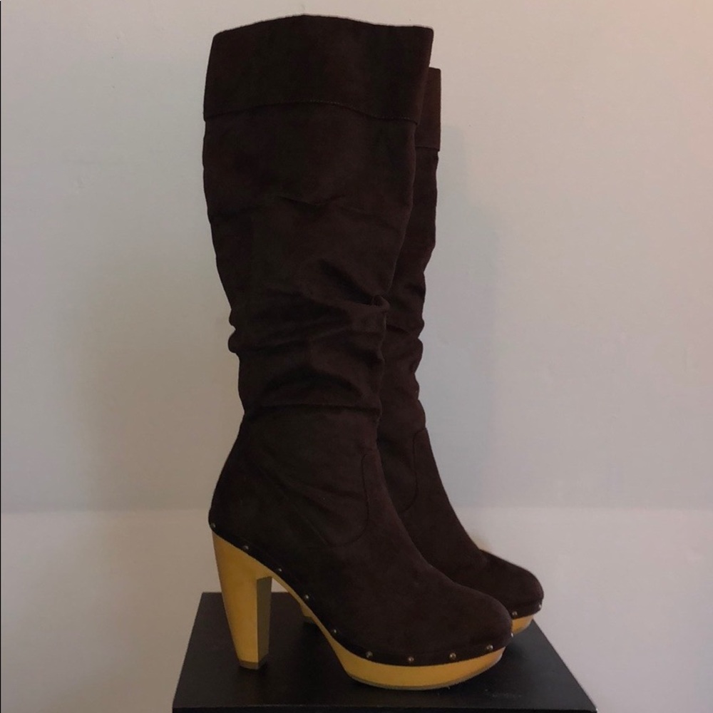 🍂Chocolate Brown Suede Boots🍂